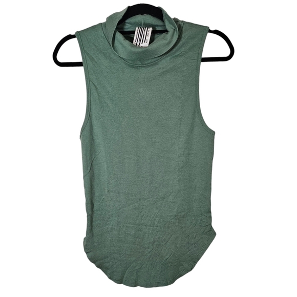 Free People LA Livin 90210 Muscle Tank in Green• Size XS•Army Green - Picture 12 of 13